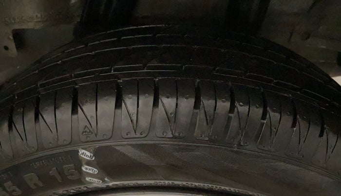 2016 Honda Jazz 1.2L I-VTEC SV, Petrol, Manual, 62,206 km, Left Rear Tyre Tread