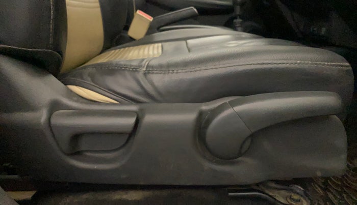 2016 Honda Jazz 1.2L I-VTEC SV, Petrol, Manual, 62,206 km, Driver Side Adjustment Panel