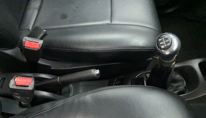 2012 Maruti Wagon R 1.0 VXI, Petrol, Manual, 50,802 km, Gear Lever