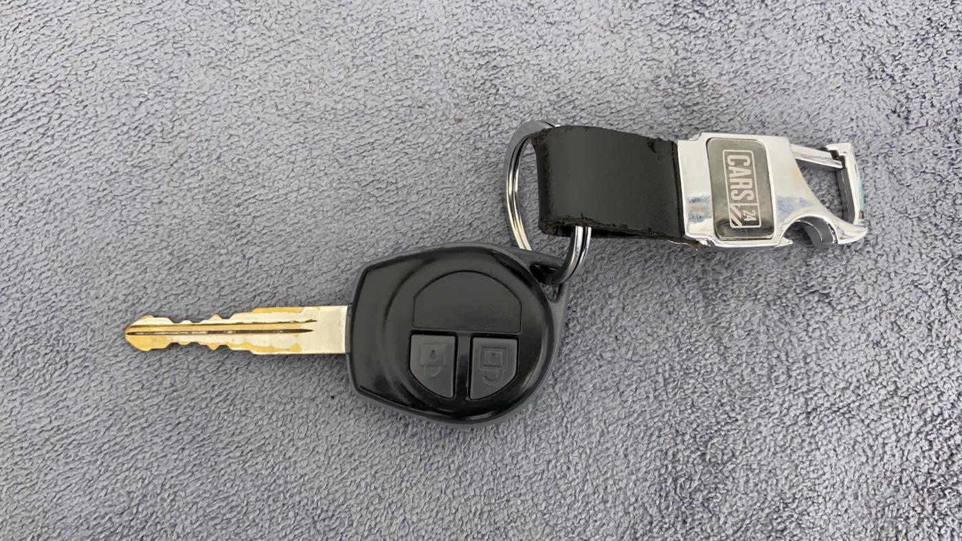 2012 Maruti Wagon R 1.0 VXI, Petrol, Manual, 50,802 km, Key Close Up