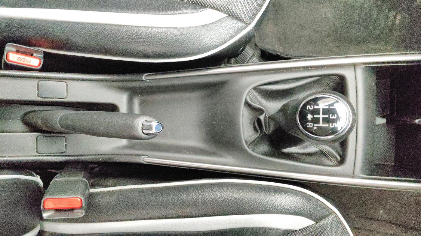 2019 Maruti Baleno DELTA PETROL 1.2, Petrol, Manual, 47,657 km, Gear Lever