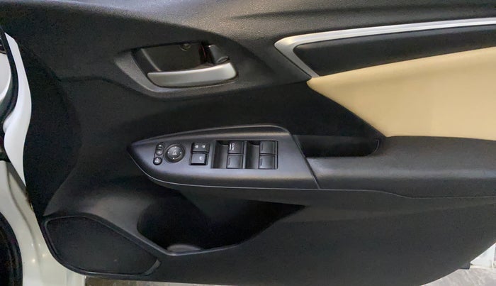 2020 Honda Jazz 1.2L I-VTEC ZX CVT, Petrol, Automatic, 23,637 km, Driver Side Door Panels Control