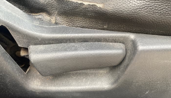 2018 Maruti Alto K10 VXI, Petrol, Manual, 31,197 km, Driver Side Adjustment Panel