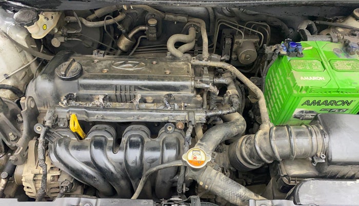 2012 Hyundai Verna FLUIDIC 1.6 VTVT EX, Petrol, Manual, 37,666 km, Engine View