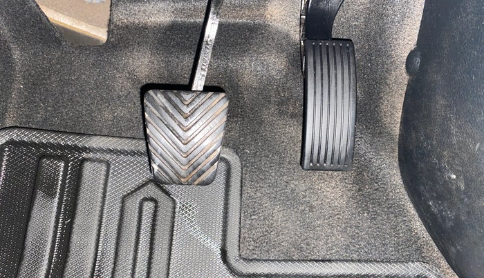 2020 KIA SONET HTX 1.0 IMT, Petrol, Manual, 47,182 km, Pedals