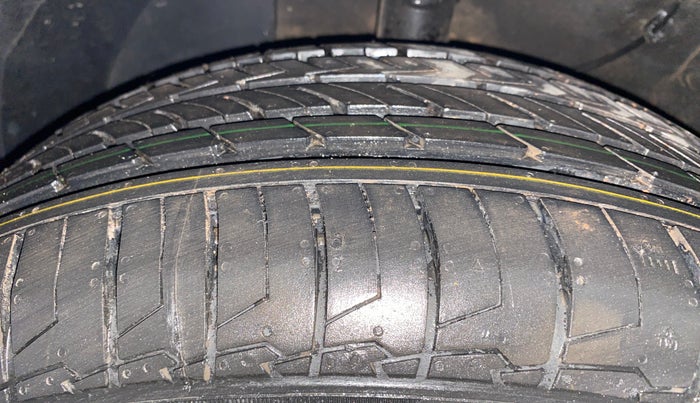 2020 KIA SONET HTX 1.0 IMT, Petrol, Manual, 47,182 km, Left Front Tyre Tread