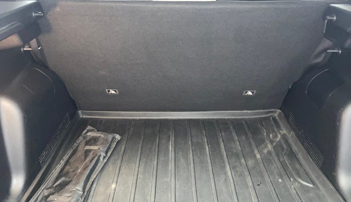 2020 KIA SONET HTX 1.0 IMT, Petrol, Manual, 47,182 km, Boot Inside