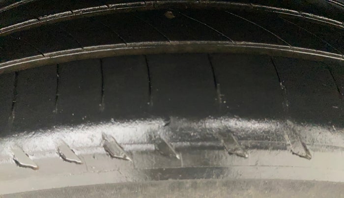 2016 Hyundai Creta SX 1.6 DIESEL, Diesel, Manual, 86,049 km, Left Rear Tyre Tread