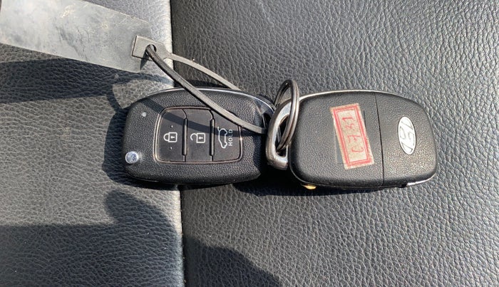 2016 Hyundai Creta SX 1.6 DIESEL, Diesel, Manual, 86,049 km, Key Close Up