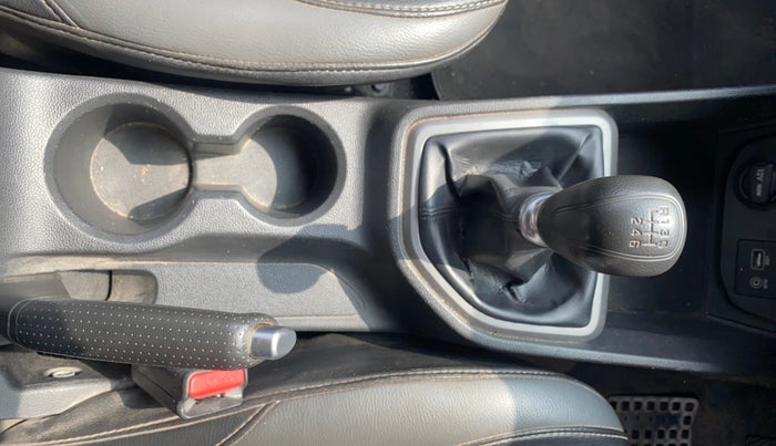 2016 Hyundai Creta SX 1.6 DIESEL, Diesel, Manual, 86,049 km, Gear Lever