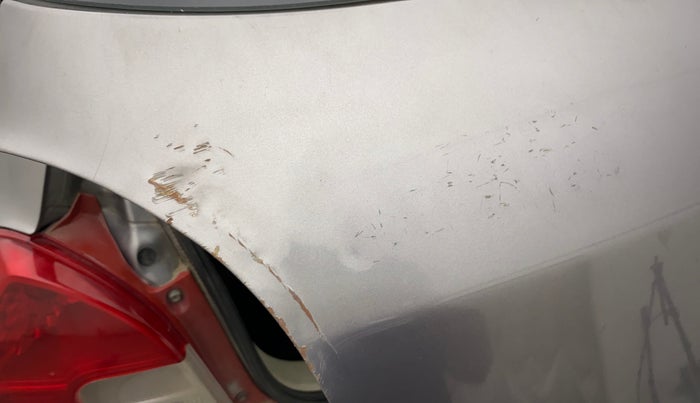 2015 Maruti Celerio VXI, Petrol, Manual, 80,029 km, Dicky (Boot door) - Slightly rusted