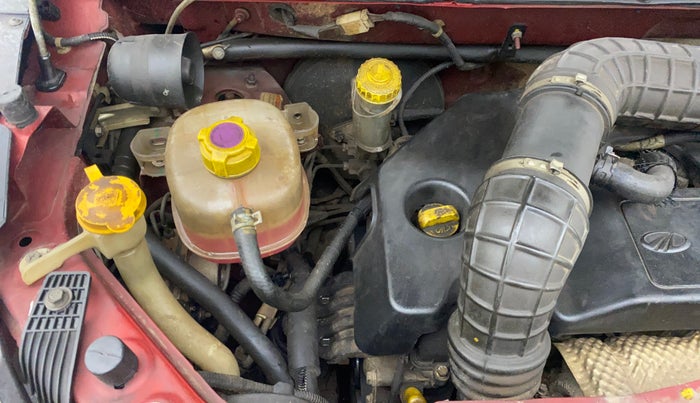 2016 Mahindra Kuv100 K6 PLUS D 5 STR, Diesel, Manual, 1,06,256 km, Engine View - Right