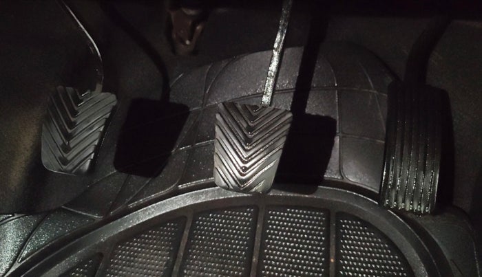 2017 Hyundai Creta SX PLUS 1.6 PETROL, Petrol, Manual, 41,671 km, Pedals