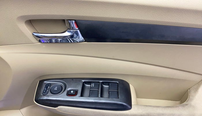 2013 Honda City 1.5L I-VTEC V MT, Petrol, Manual, 74,721 km, Driver Side Door Panels Control