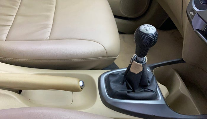 2013 Honda City 1.5L I-VTEC V MT, Petrol, Manual, 74,721 km, Gear Lever