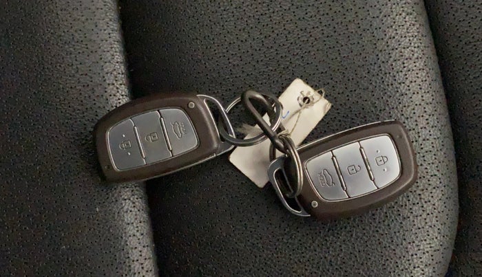 2018 Hyundai New Elantra 2.0 SX(O) AT PETROL, Petrol, Automatic, 58,002 km, Key Close Up