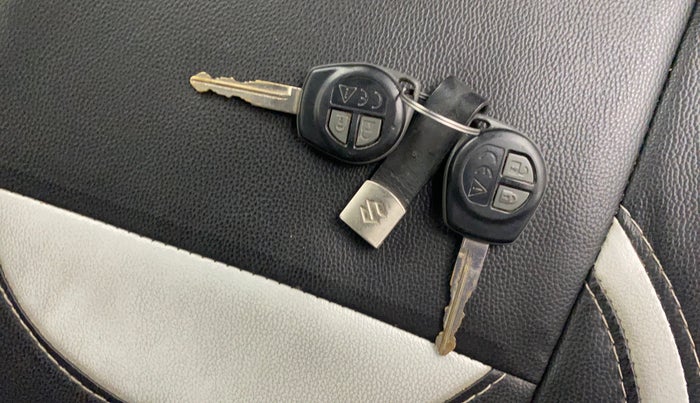 2019 Maruti Baleno DELTA PETROL 1.2, Petrol, Manual, 59,794 km, Key Close Up