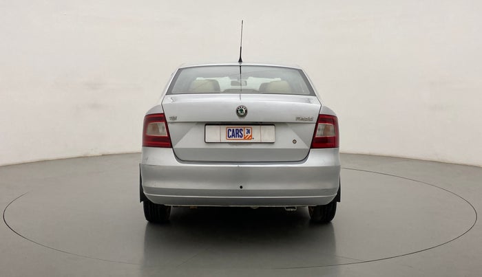 2012 Skoda Rapid ELEGANCE 1.6 TDI MT, Diesel, Manual, 81,566 km, Back/Rear