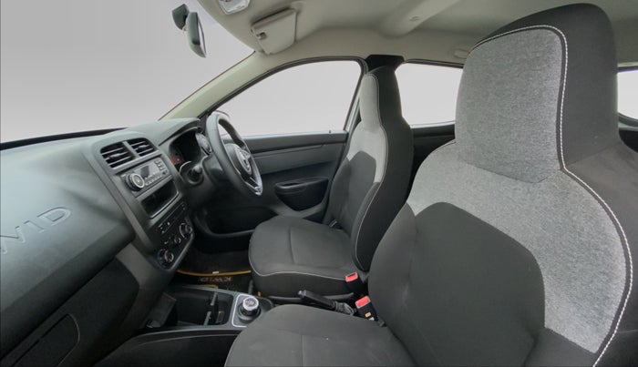 2020 Renault Kwid 1.0 RXL AT, Petrol, Automatic, 17,050 km, Right Side Front Door Cabin