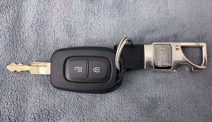 2020 Renault Kwid 1.0 RXL AT, Petrol, Automatic, 17,050 km, Key Close Up