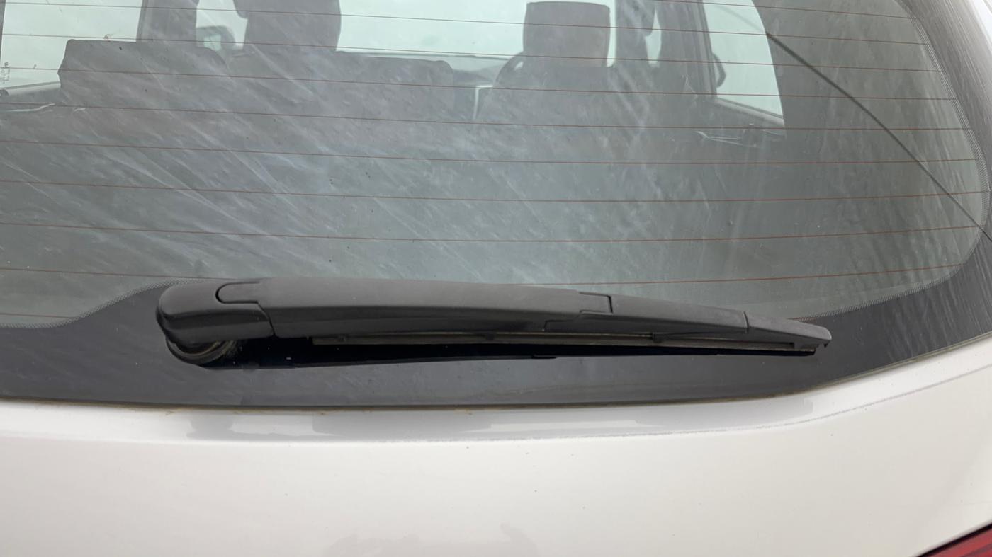2016 Hyundai Creta SX PLUS AT 1.6 PETROL, Petrol, Automatic, 1,00,954 km, Rear Wiper