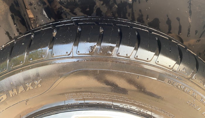 2023 Maruti Swift VXI, Petrol, Manual, 48,468 km, Right Rear Tyre Tread