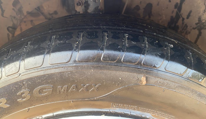 2023 Maruti Swift VXI, Petrol, Manual, 48,468 km, Left Front Tyre Tread