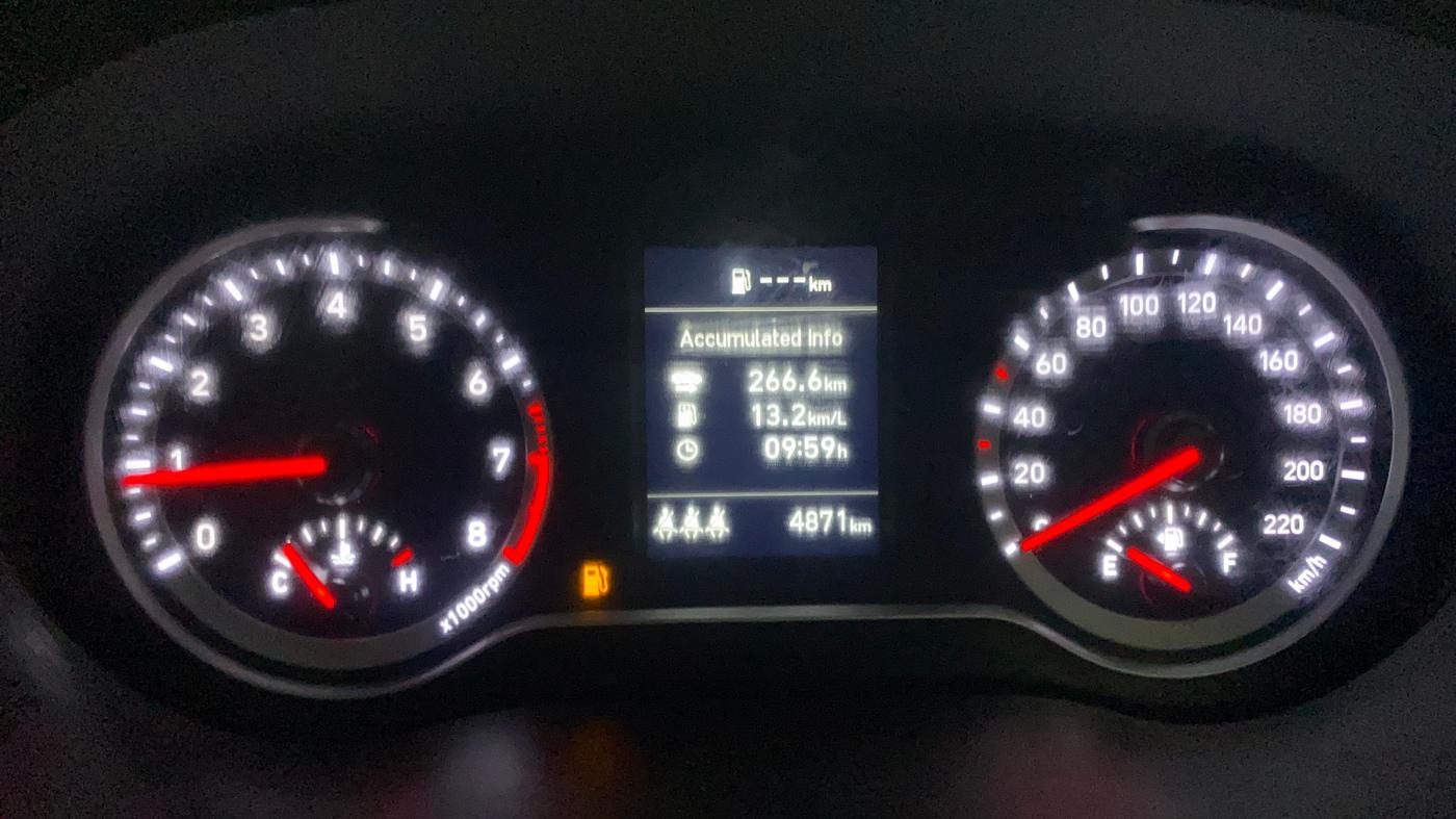 2024 Hyundai GRAND I10 NIOS ERA 1.2 KAPPA VTVT, Petrol, Manual, 4,880 km, Odometer Image
