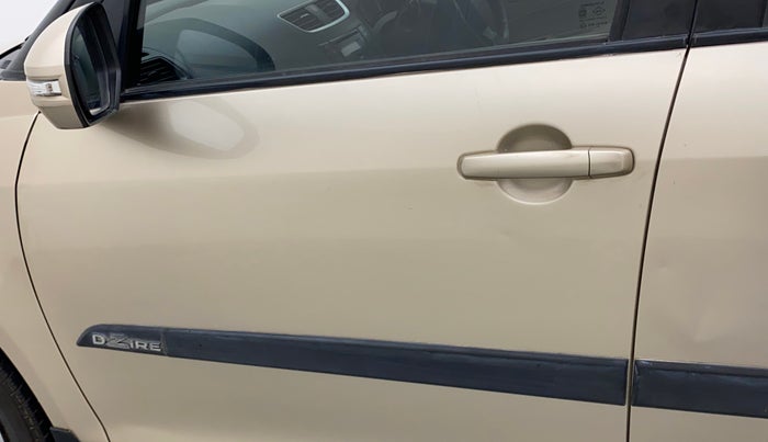 2012 Maruti Swift Dzire VXI, Petrol, Manual, 90,483 km, Front passenger door - Paint has faded