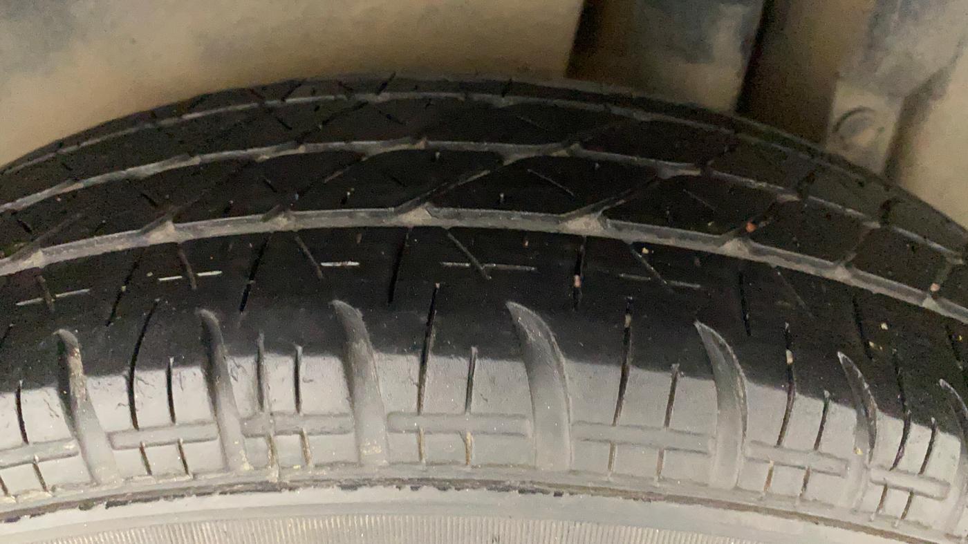 2012 Maruti Swift Dzire VXI, Petrol, Manual, 90,483 km, Left Rear Tyre Tread