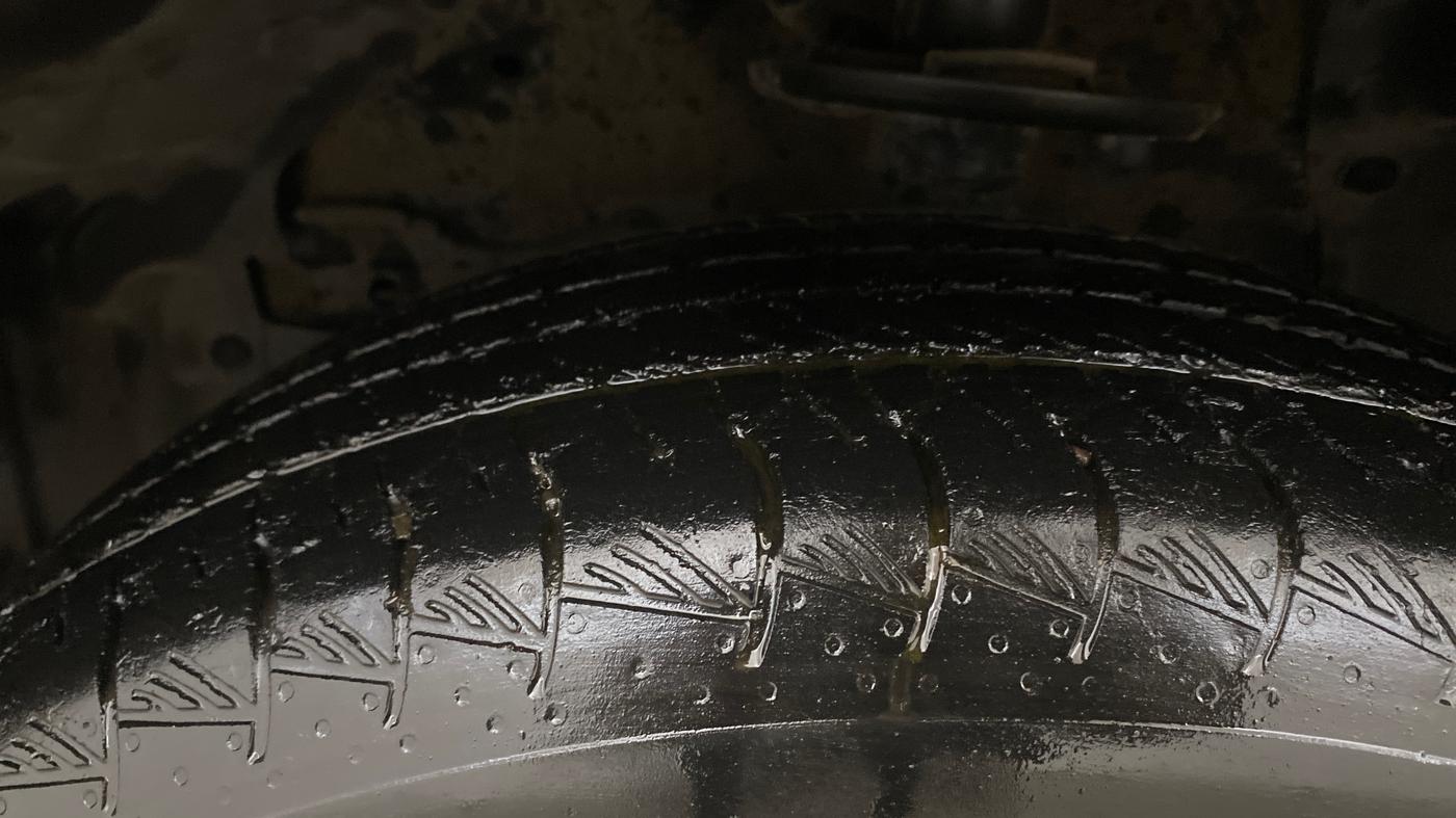 2023 Maruti Grand Vitara DELTA SMART HYBRID, Petrol, Manual, 98,091 km, Left Front Tyre Tread