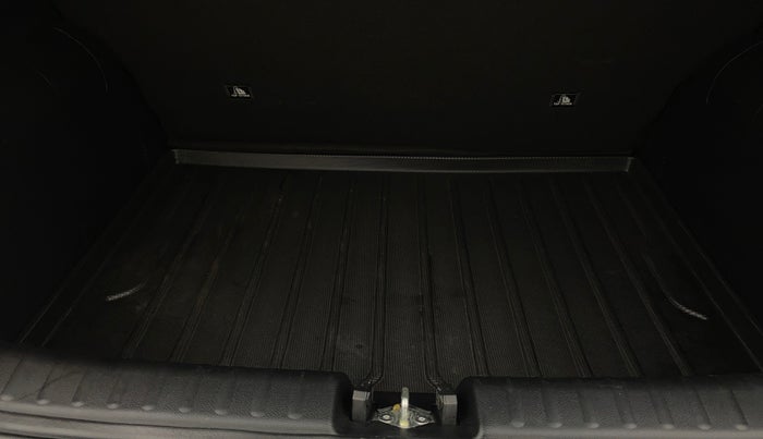 2023 KIA SONET 	 HTX 1.0 TURBO DCT, Petrol, Automatic, 6,952 km, Boot Inside