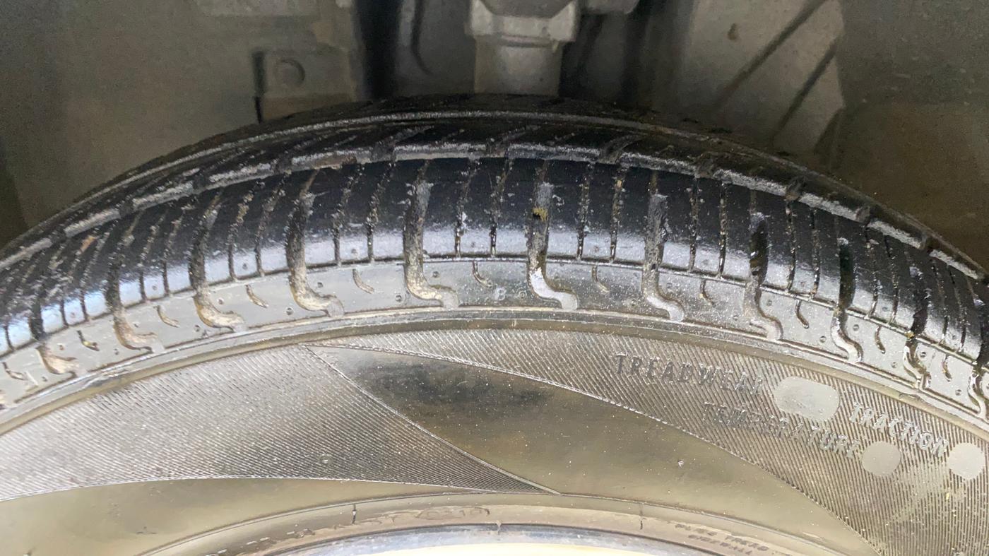 2018 Datsun Redi Go T(O) 1.0 AMT, Petrol, Automatic, 11,766 km, Left Front Tyre Tread