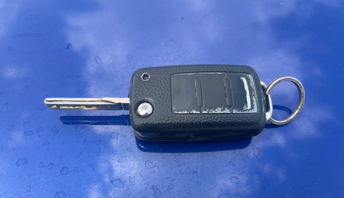 2019 Skoda Rapid AMBITION 1.6 MPI MT, Petrol, Manual, 1,38,013 km, Key Close Up