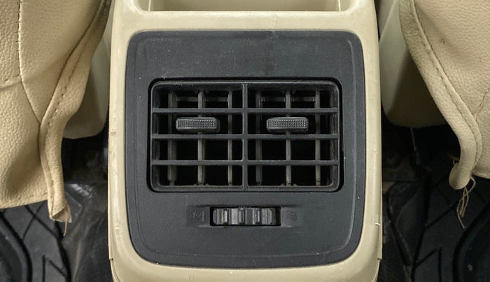 2018 Maruti Dzire VDI, Diesel, Manual, 62,144 km, Rear AC Vents