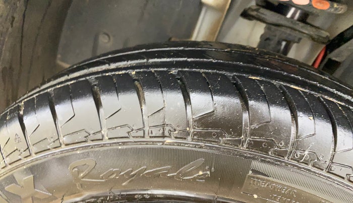 2023 Renault TRIBER RXT, Petrol, Manual, 57,600 km, Left Front Tyre Tread