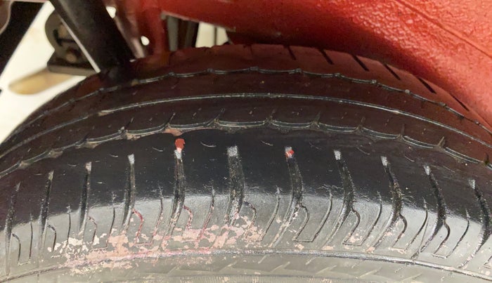 2017 Maruti Wagon R 1.0 VXI, Petrol, Manual, 33,656 km, Right Rear Tyre Tread