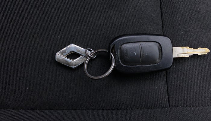 2020 Renault Kwid CLIMBER 1.0 AMT (O), Petrol, Automatic, 44,906 km, Key Close Up