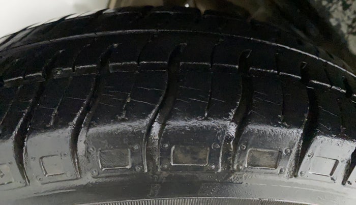 2013 Maruti Alto 800 LXI, Petrol, Manual, 16,466 km, Right Rear Tyre Tread