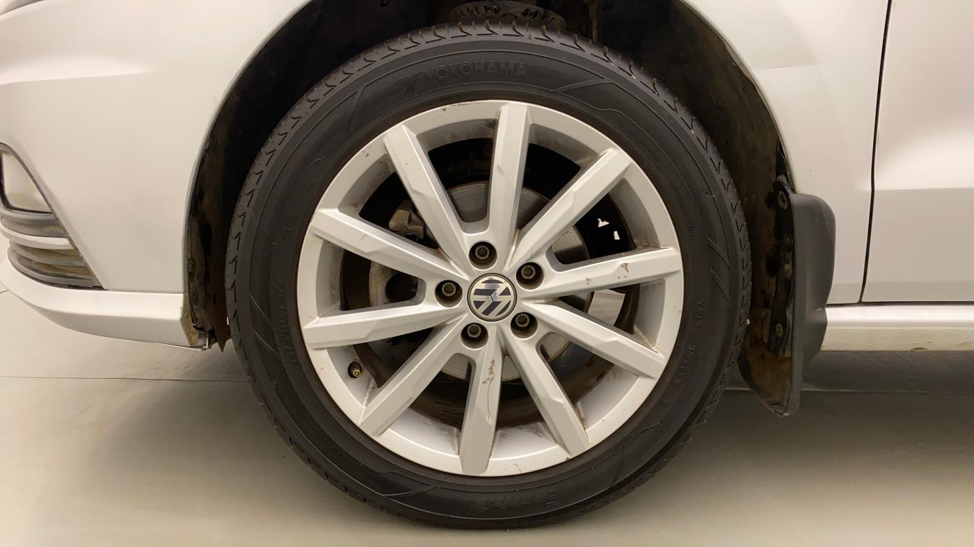 2018 Volkswagen Ameo HIGHLINE PLUS 1.5L AT 16 ALLOY, Diesel, Automatic, 72,662 km, Left Front Wheel