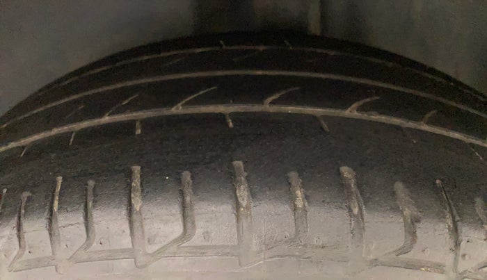 2018 Volkswagen Ameo HIGHLINE PLUS 1.5L AT 16 ALLOY, Diesel, Automatic, 72,662 km, Left Rear Tyre Tread