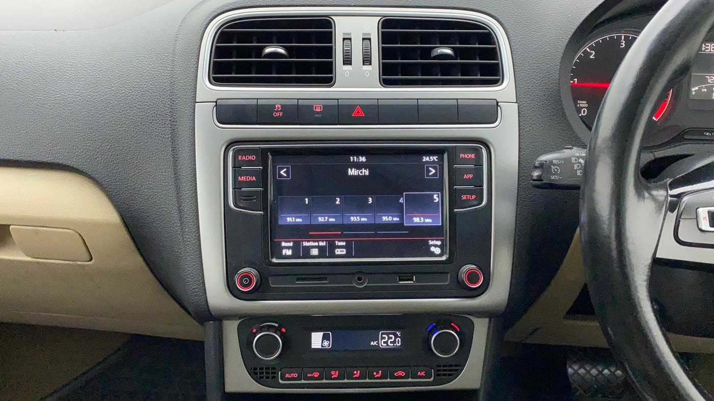 2018 Volkswagen Ameo HIGHLINE PLUS 1.5L AT 16 ALLOY, Diesel, Automatic, 72,662 km, Air Conditioner