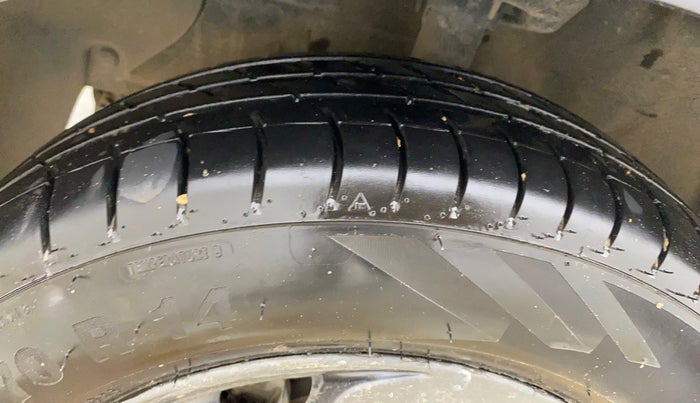 2021 Hyundai GRAND I10 NIOS SPORTZ AMT 1.2 KAPPA VTVT, Petrol, Automatic, 27,058 km, Left Front Tyre Tread