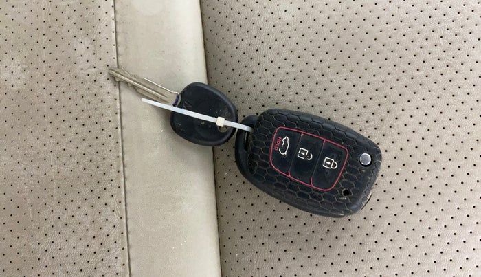 2021 Hyundai GRAND I10 NIOS SPORTZ AMT 1.2 KAPPA VTVT, Petrol, Automatic, 27,058 km, Key Close Up