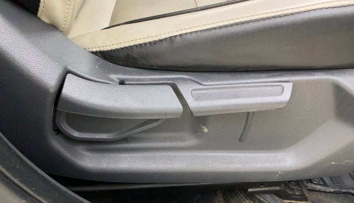 2021 Hyundai GRAND I10 NIOS SPORTZ AMT 1.2 KAPPA VTVT, Petrol, Automatic, 27,058 km, Driver Side Adjustment Panel