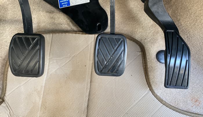 2012 Maruti Ertiga ZXI, Petrol, Manual, 58,404 km, Pedals
