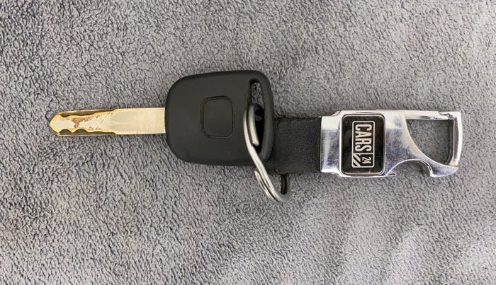 2019 Honda Amaze 1.2L I-VTEC S, CNG, Manual, 88,084 km, Key Close Up