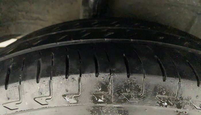 2019 Honda Amaze 1.2L I-VTEC S, CNG, Manual, 88,084 km, Right Rear Tyre Tread