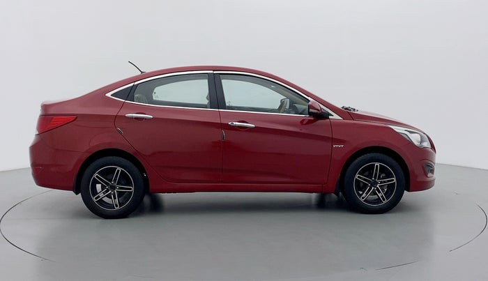2016 Hyundai Verna FLUIDIC 1.6 VTVT S, Petrol, Manual, 24,309 km, Right Side View