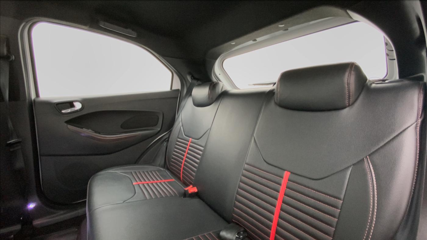 2018 Ford FREESTYLE TITANIUM 1.2 TI-VCT MT, Petrol, Manual, 23,536 km, Right Side Rear Door Cabin
